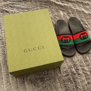 Men’s Gucci slides. Size 10.5